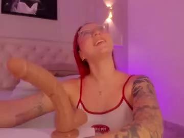 anniemartinezz from Chaturbate