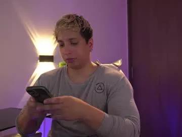 appolo_allen from Chaturbate
