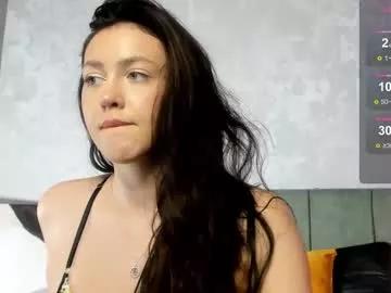 Explore our live girls sluts from our Custom and Multi clubs and checkout exclusive access to highly interactive content, such as shape, hair, titties, pussy type and many more.