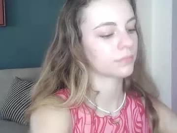 ariacreazy from Chaturbate