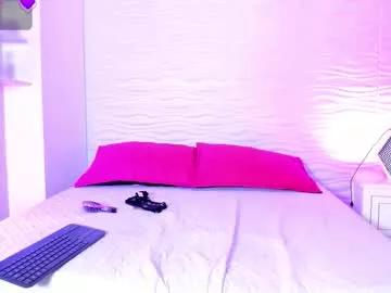 ariannaroux_ from Chaturbate
