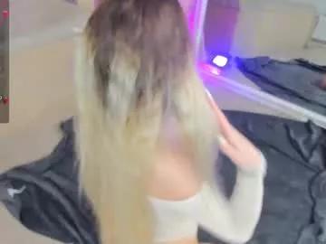 ariapitts from Chaturbate