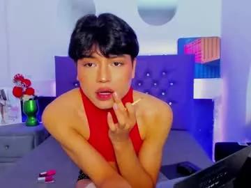 Explore our live girls sluts from our Custom and Multi clubs and checkout exclusive access to highly interactive content, such as shape, hair, titties, pussy type and many more.