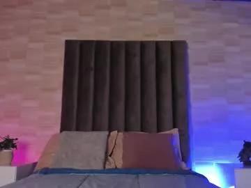 ariiadna_fox from Chaturbate