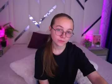 arrinawair from Chaturbate