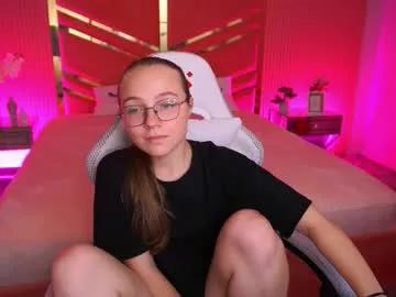 arrinawair from Chaturbate