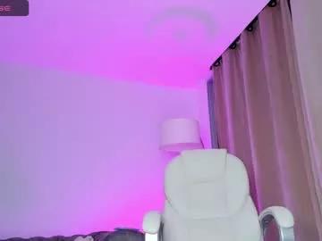 aryascollins from Chaturbate