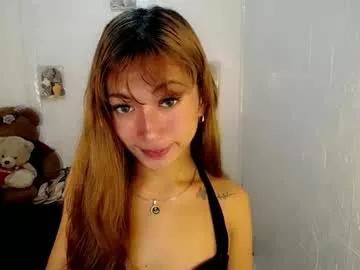 asianbarbie05 from Chaturbate