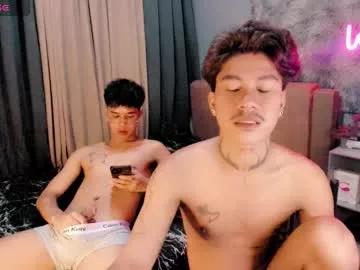 asiancum_peter from Chaturbate