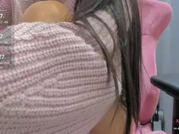 Explore our live girls sluts from our Custom and Multi clubs and checkout exclusive access to highly interactive content, such as shape, hair, titties, pussy type and many more.