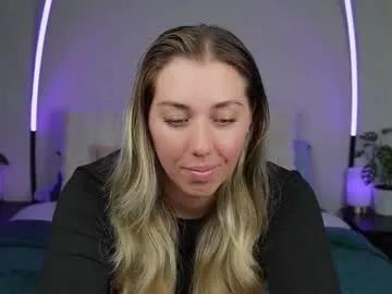 aussielulu from Chaturbate