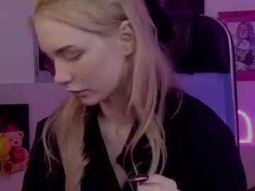avadaviis from Chaturbate