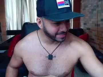 axxel_chris from Chaturbate