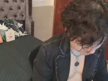 azzrel_ethann from Chaturbate