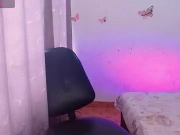 bab_ee02 from Chaturbate