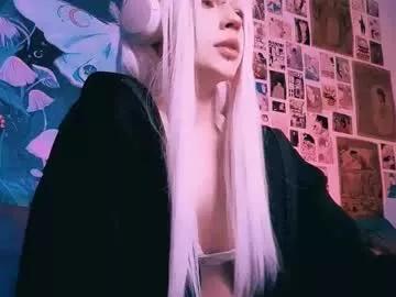 babe_moister from Chaturbate