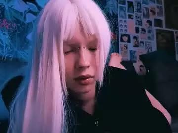 babe_moister from Chaturbate