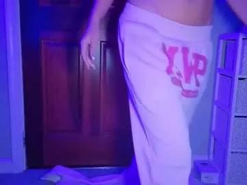 babyaves from Chaturbate