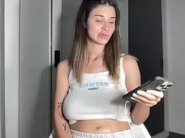 Explore our live girls sluts from our Custom and Multi clubs and checkout exclusive access to highly interactive content, such as shape, hair, titties, pussy type and many more.