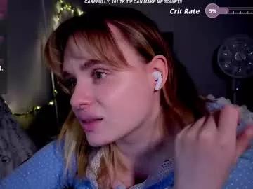 bambi_blaze from Chaturbate