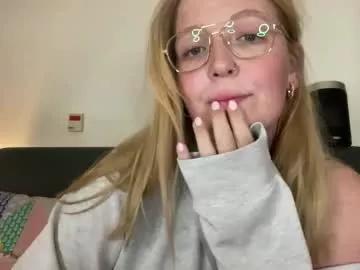 barbiegirl966 from Chaturbate