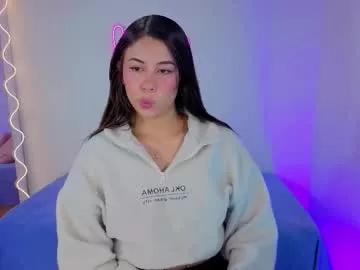 bella__tay from Chaturbate