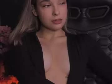 bella_alita from Chaturbate