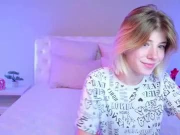 bella_amoury from Chaturbate