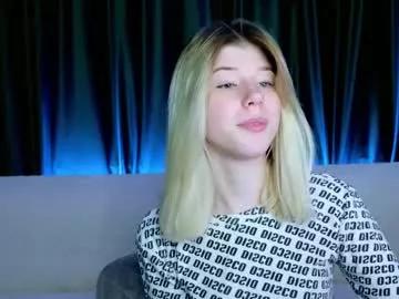 bella_amoury from Chaturbate