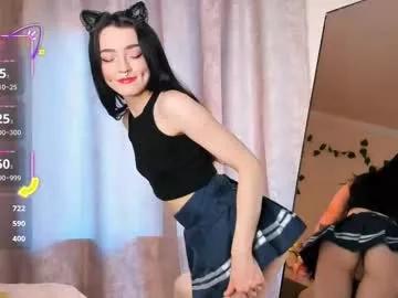 Explore our live girls sluts from our Custom and Multi clubs and checkout exclusive access to highly interactive content, such as shape, hair, titties, pussy type and many more.