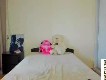 bella_foryou from Chaturbate