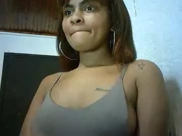 bellabeltra from Chaturbate