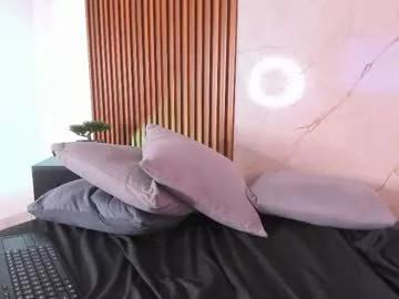 belladuboiss_ from Chaturbate