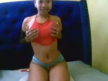 bellaena from Chaturbate