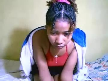 bellaena from Chaturbate