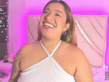 bellalumi from Chaturbate