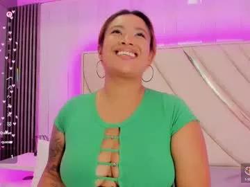 bellalumi from Chaturbate