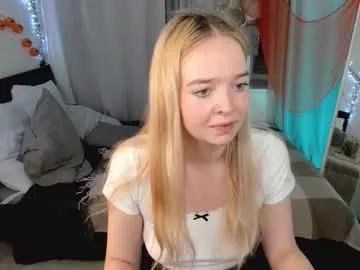 bellamontgomery from Chaturbate