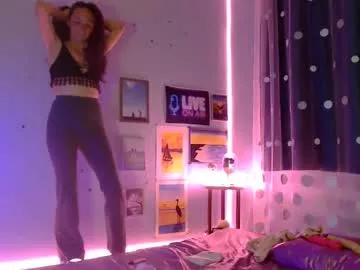 bellaqueen0701 from Chaturbate
