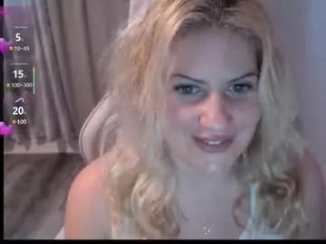 bellastar84 from Chaturbate