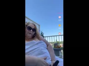 bellavoca from Chaturbate
