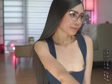 belle_adrienne from Chaturbate