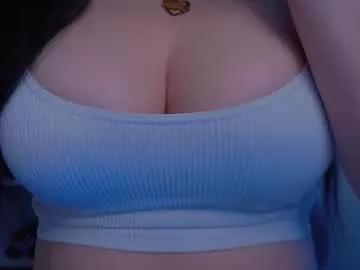 bellelovexx from Chaturbate