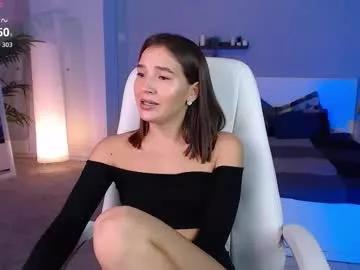 bellla_haddid from Chaturbate