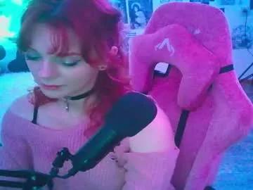 berriekitten from Chaturbate