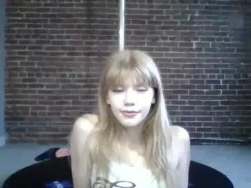 berrycherry13 from Chaturbate is Freechat