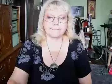 beverlyqcynia from Chaturbate