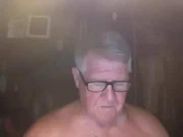 bigbeerdrinker1 from Chaturbate