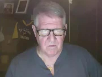 bigbeerdrinker1 from Chaturbate