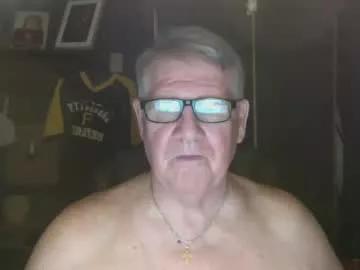 bigbeerdrinker1 from Chaturbate